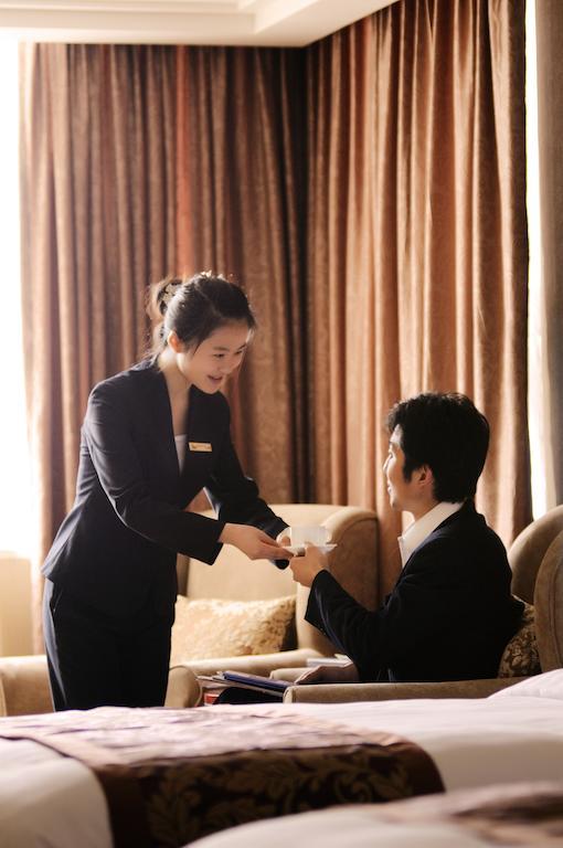 Forstar Hotel - North Renmin Road Чэнду Экстерьер фото