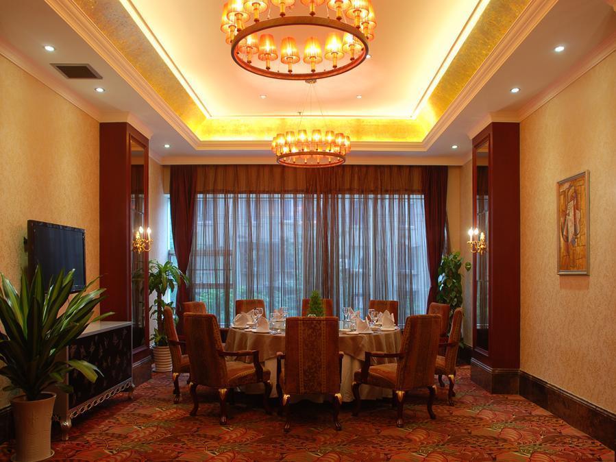 Forstar Hotel - North Renmin Road Чэнду Экстерьер фото