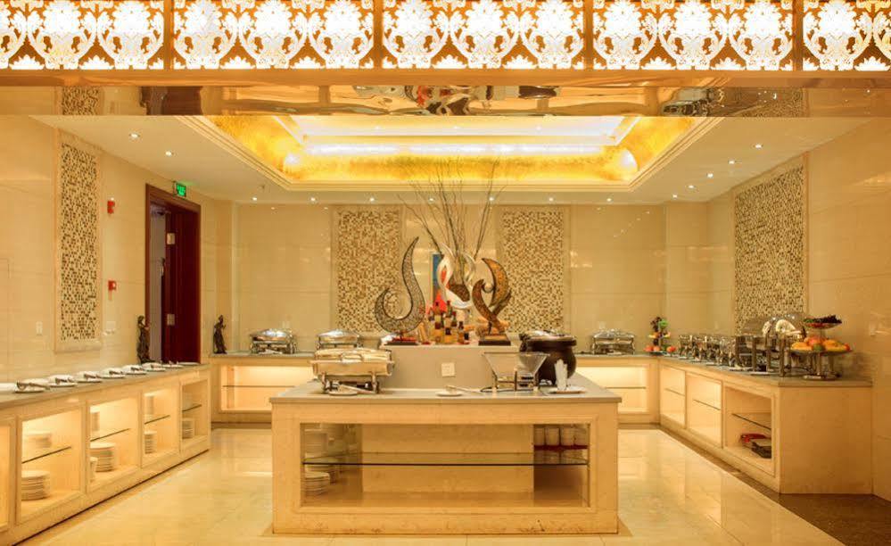 Forstar Hotel - North Renmin Road Чэнду Экстерьер фото